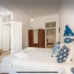 Traditional Townhouse With Private Patio And Pool * Portimão