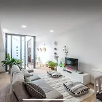 Traditional Townhouse With Private Patio And Pool * Portimão