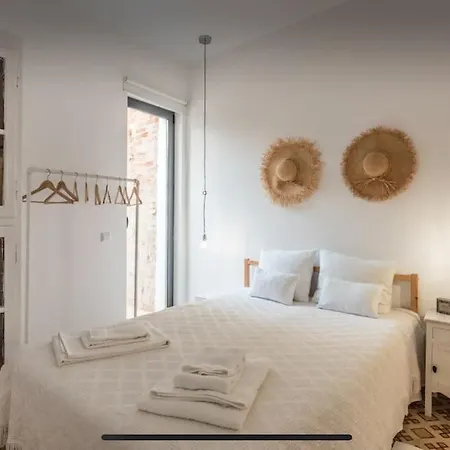 Traditional Townhouse With Private Patio And Pool *