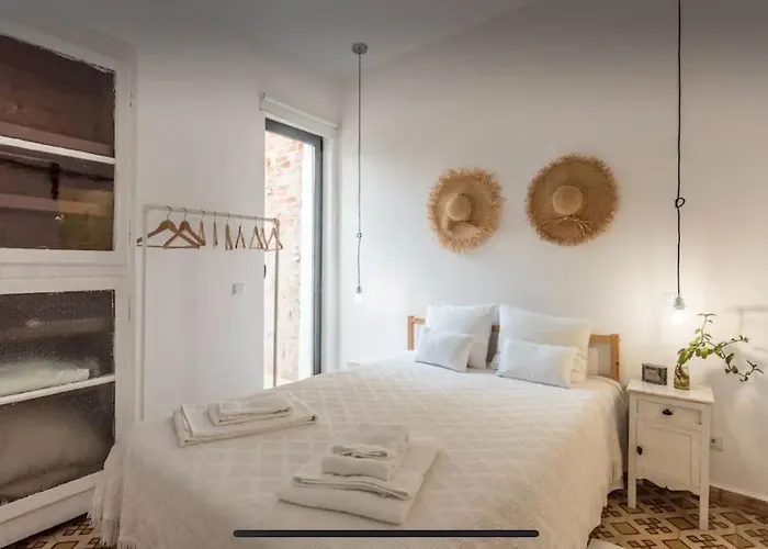 Traditional Townhouse With Private Patio And Pool *